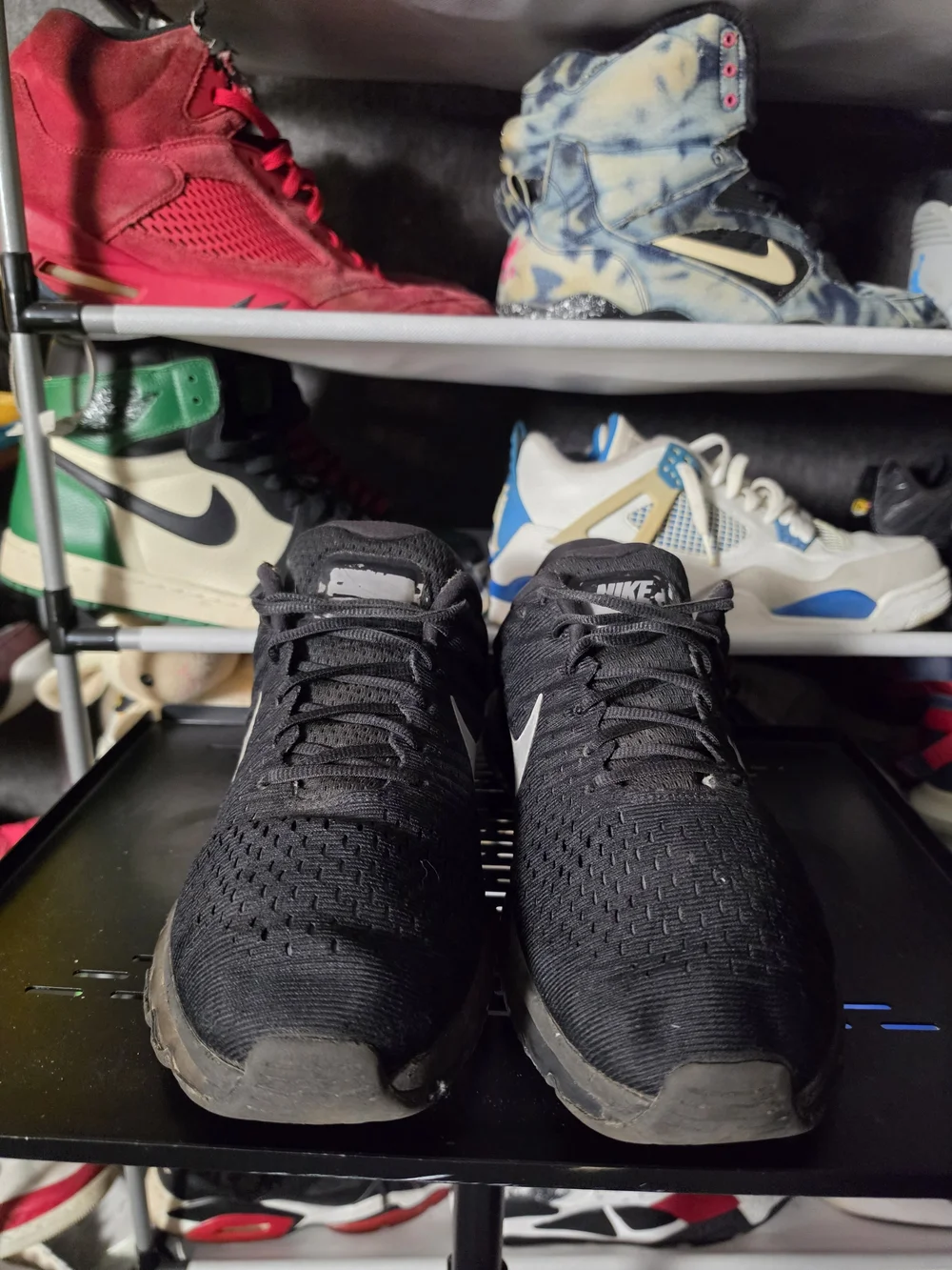 🔥 Nike Men's Air Max '17 Well Worn Sz 11 Black Running Shoes with White Swoosh